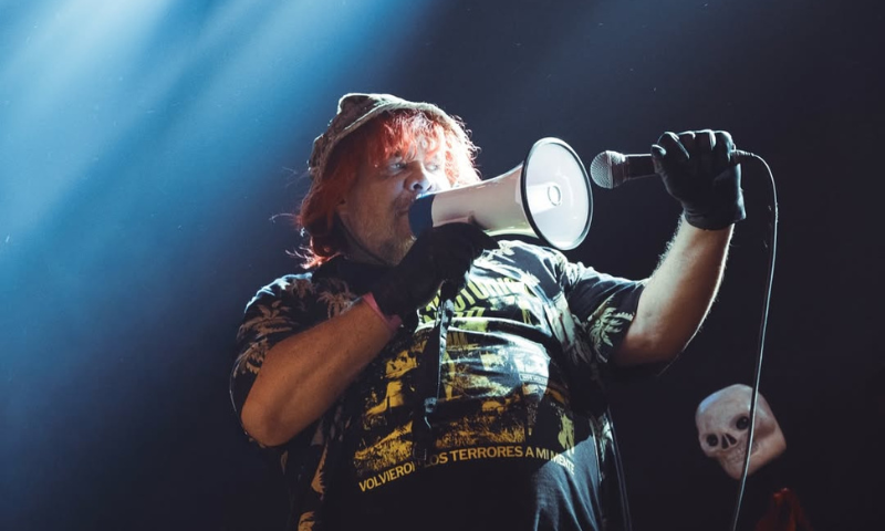 TRAS SU PASO POR LOLLAPALOOZA, MASSACRE VUELVE AL FORMATO DE RECITAL PROPIO CON "NUEVE" Y SUS CLÁSICOS